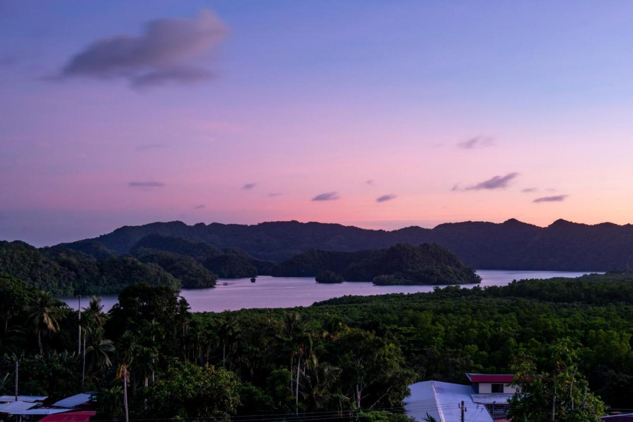 Palau Central Hotel Koror Exterior photo